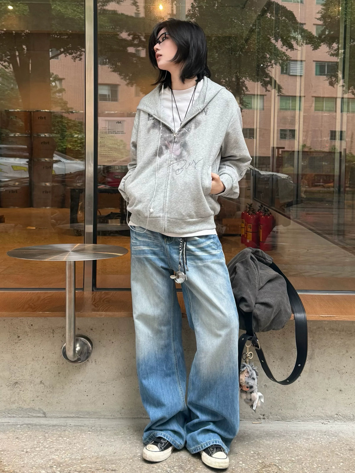 【Oneblue Shop】コントラストフェードワイドデニムパンツ / CONTRAST FADE WIDE DENIM PANTS 260988