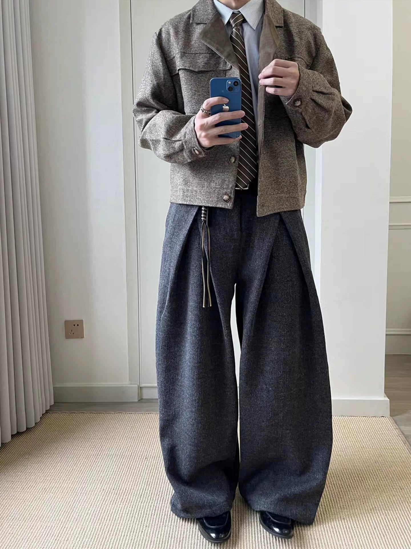 【Oneblue Shop】【UNISEX】ルーズシルエット ワイドスラックス / リラックス ストレートパンツ LS2601092