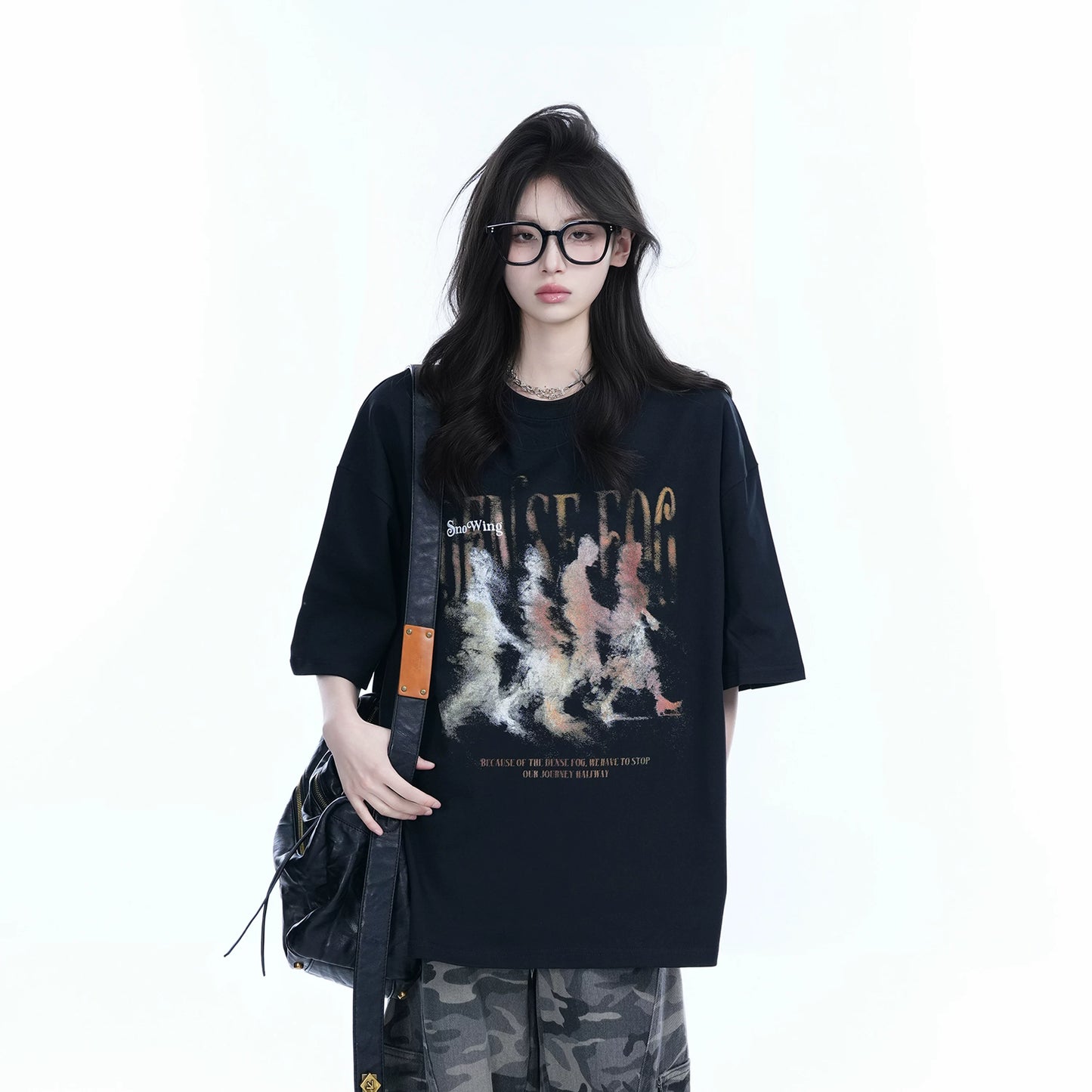 【Oneblue Shop】ブラック 半袖 クルーネック Tシャツ（4Color）241910
