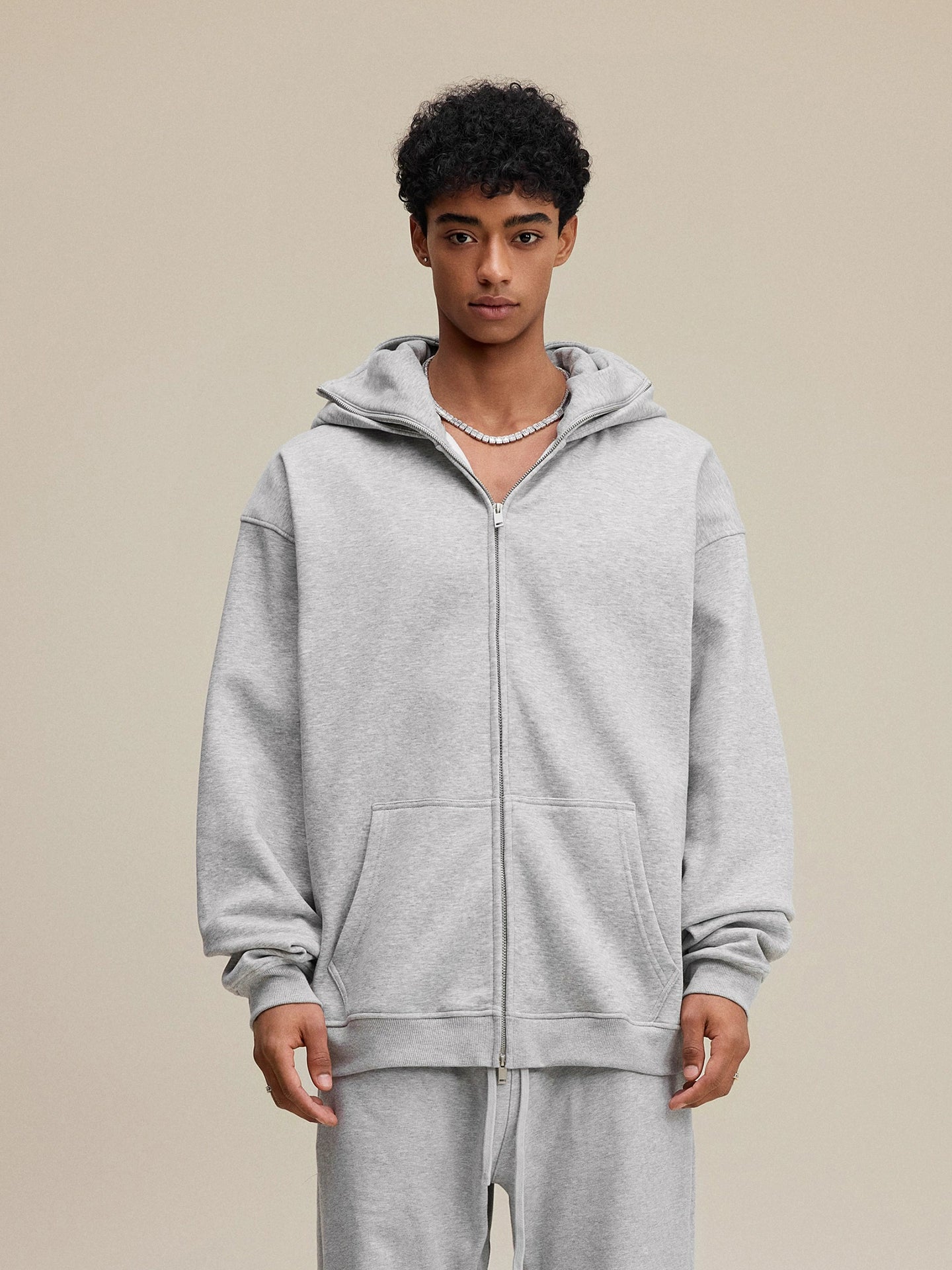 【Oneblue Shop】フード付きスウェット LS2025111701