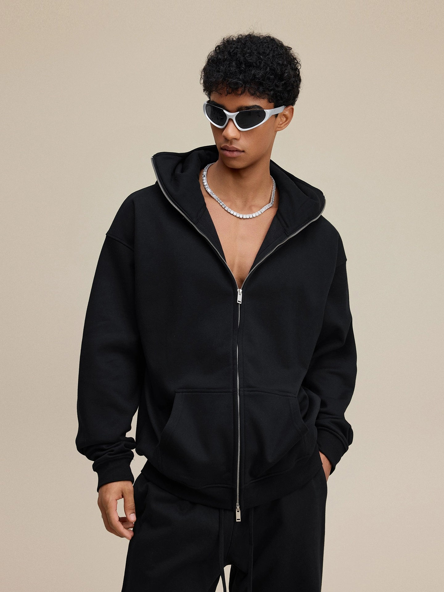 【Oneblue Shop】フード付きスウェット LS2025111701