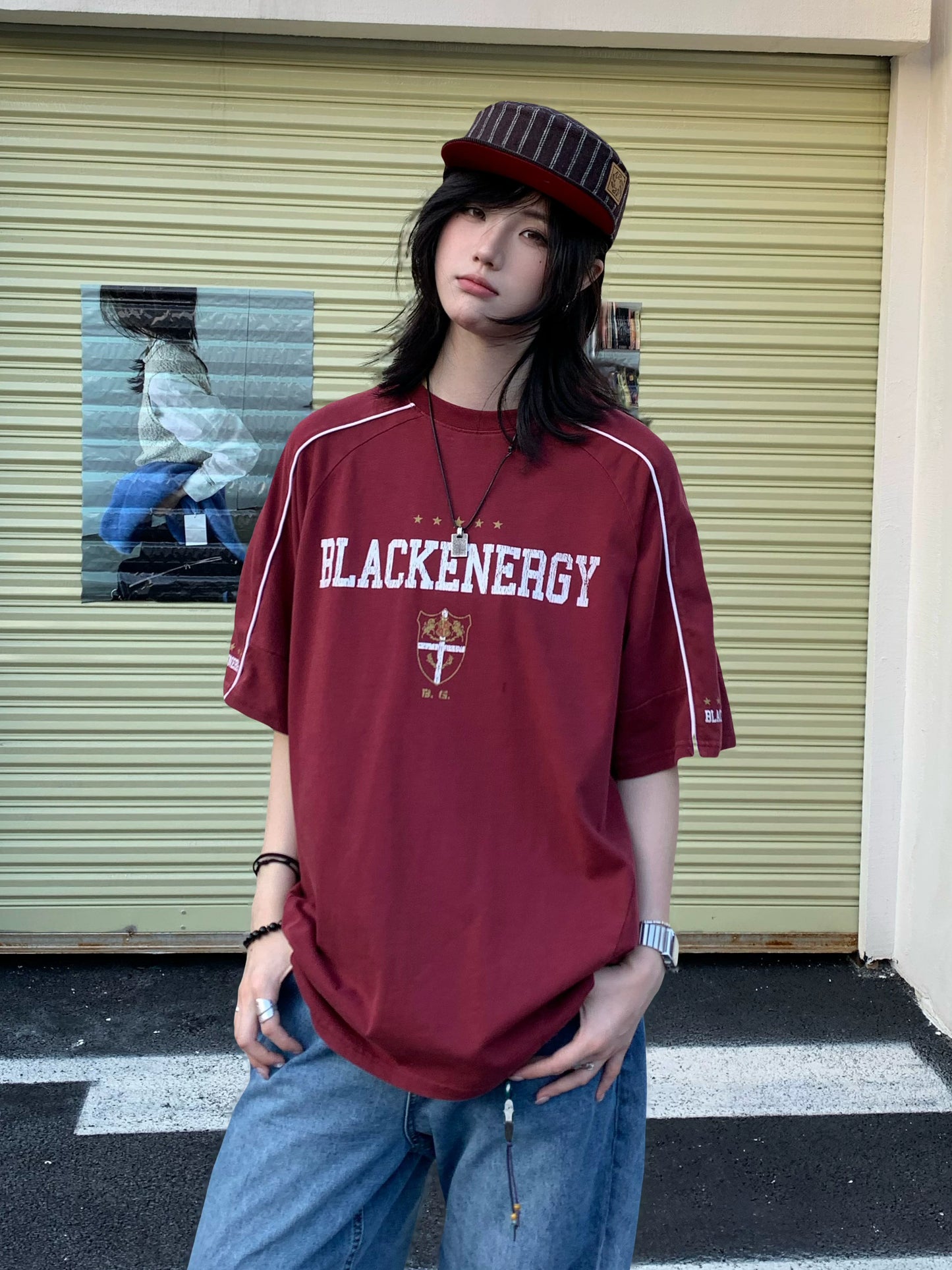 【Oneblue Shop】ヴィンテージ カレッジロゴ Tシャツ / Blackenergy Vintage Logo Tee 260111