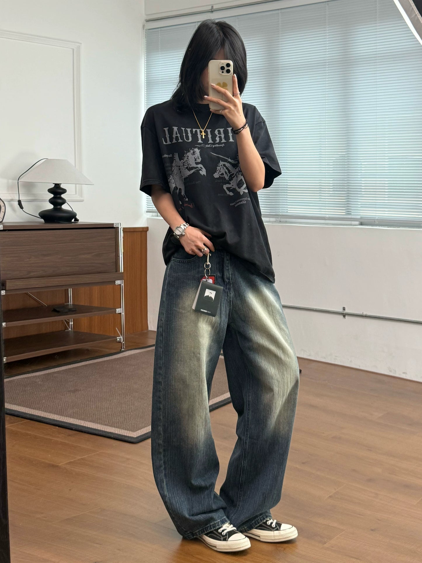 【Oneblue Shop】ウォッシュ加工 半袖 クルーネック Tシャツ（2Colors）242001