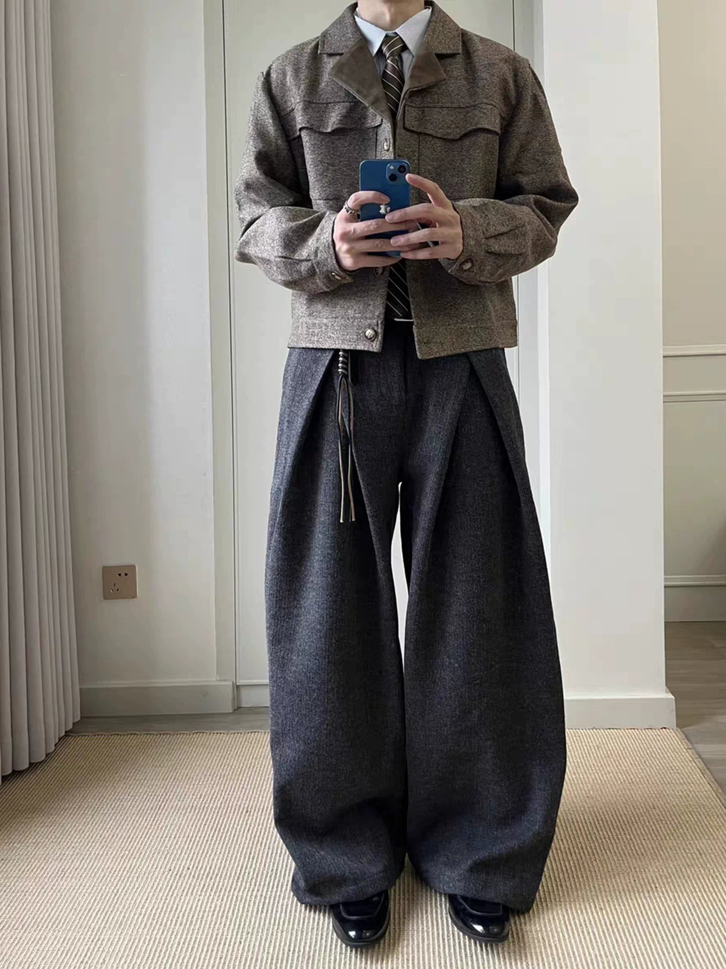 【Oneblue Shop】【UNISEX】ルーズシルエット ワイドスラックス / リラックス ストレートパンツ LS2601092