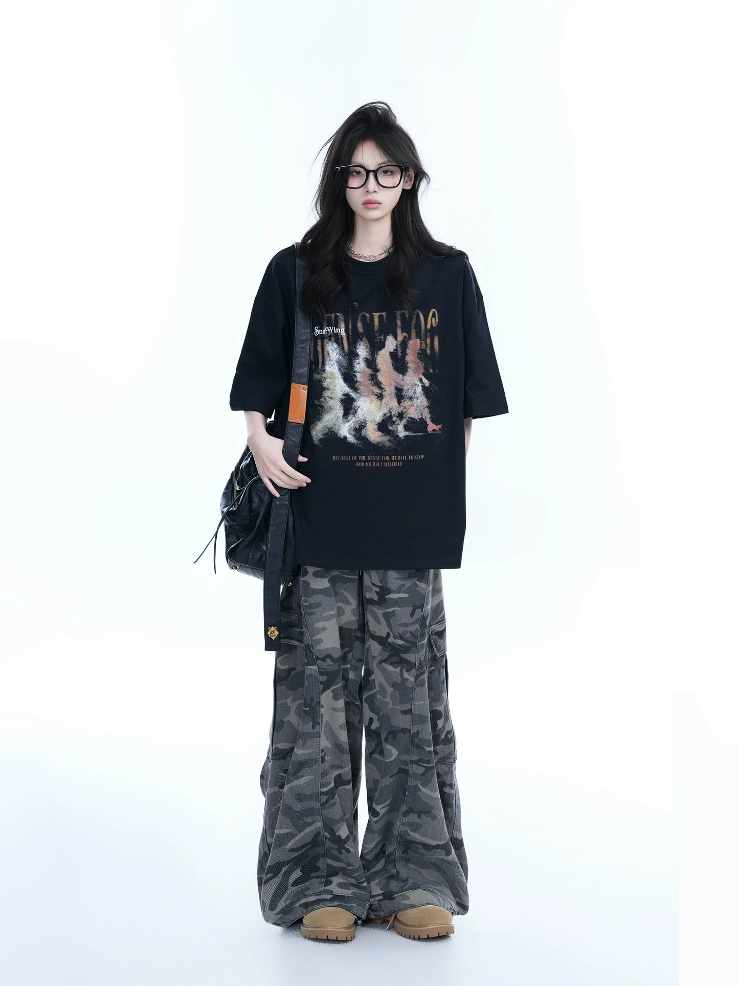 【Oneblue Shop】ブラック 半袖 クルーネック Tシャツ（4Color）241910