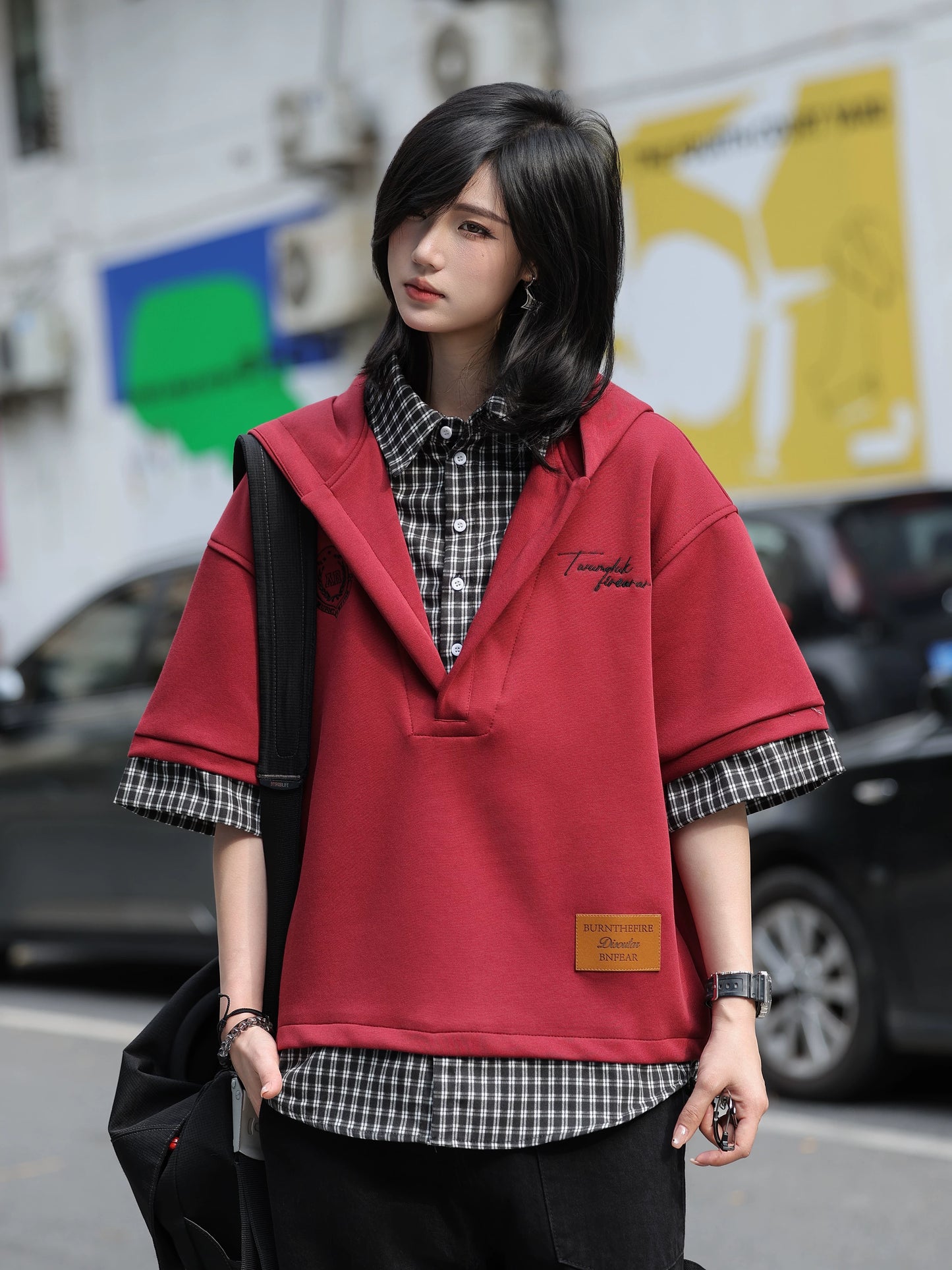 【Oneblue Shop】フェイクレイヤード 重ね着風 半袖 フーディー プルオーバー（3Colors）241835