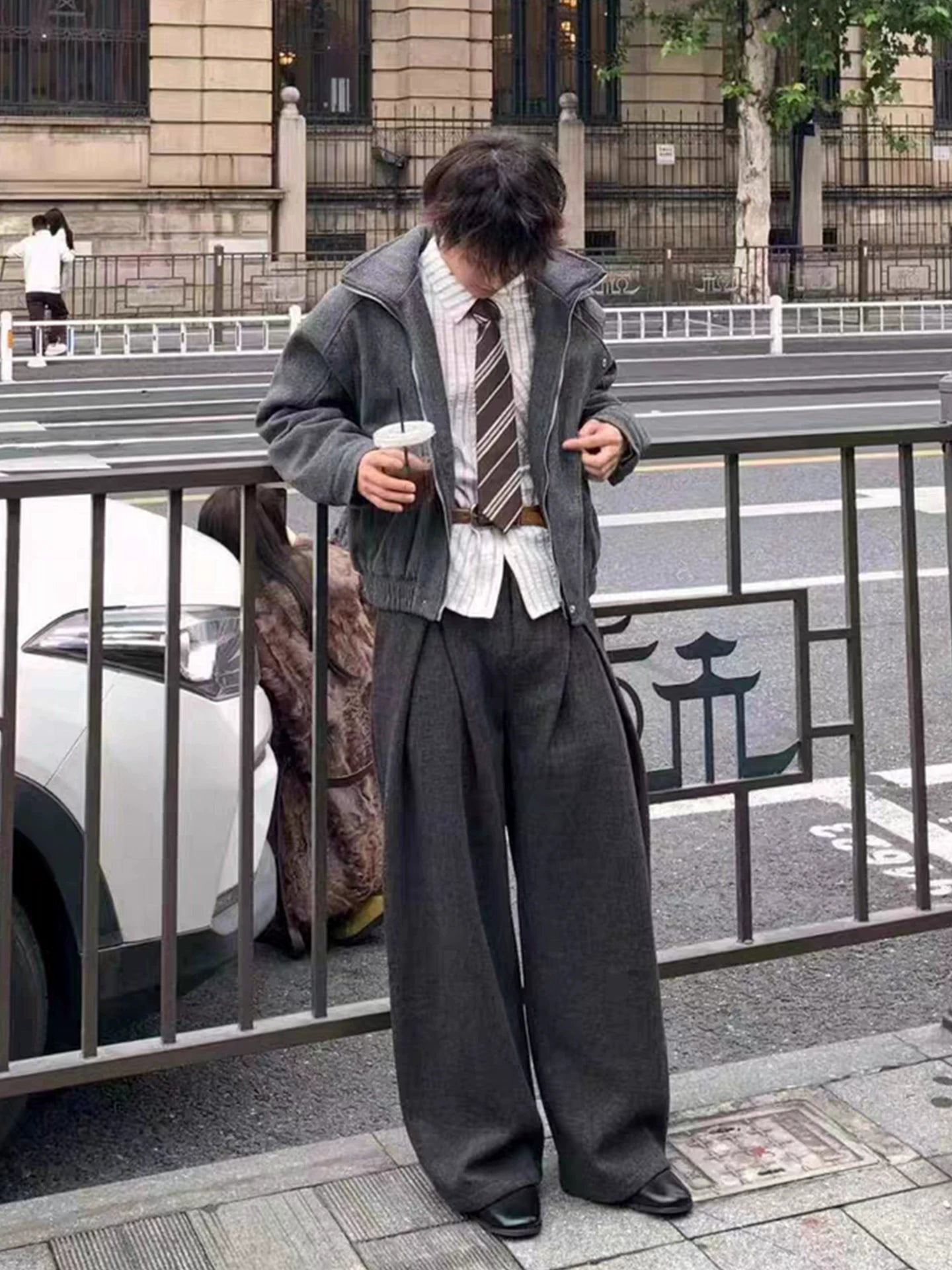 【Oneblue Shop】【UNISEX】ルーズシルエット ワイドスラックス / リラックス ストレートパンツ LS2601092