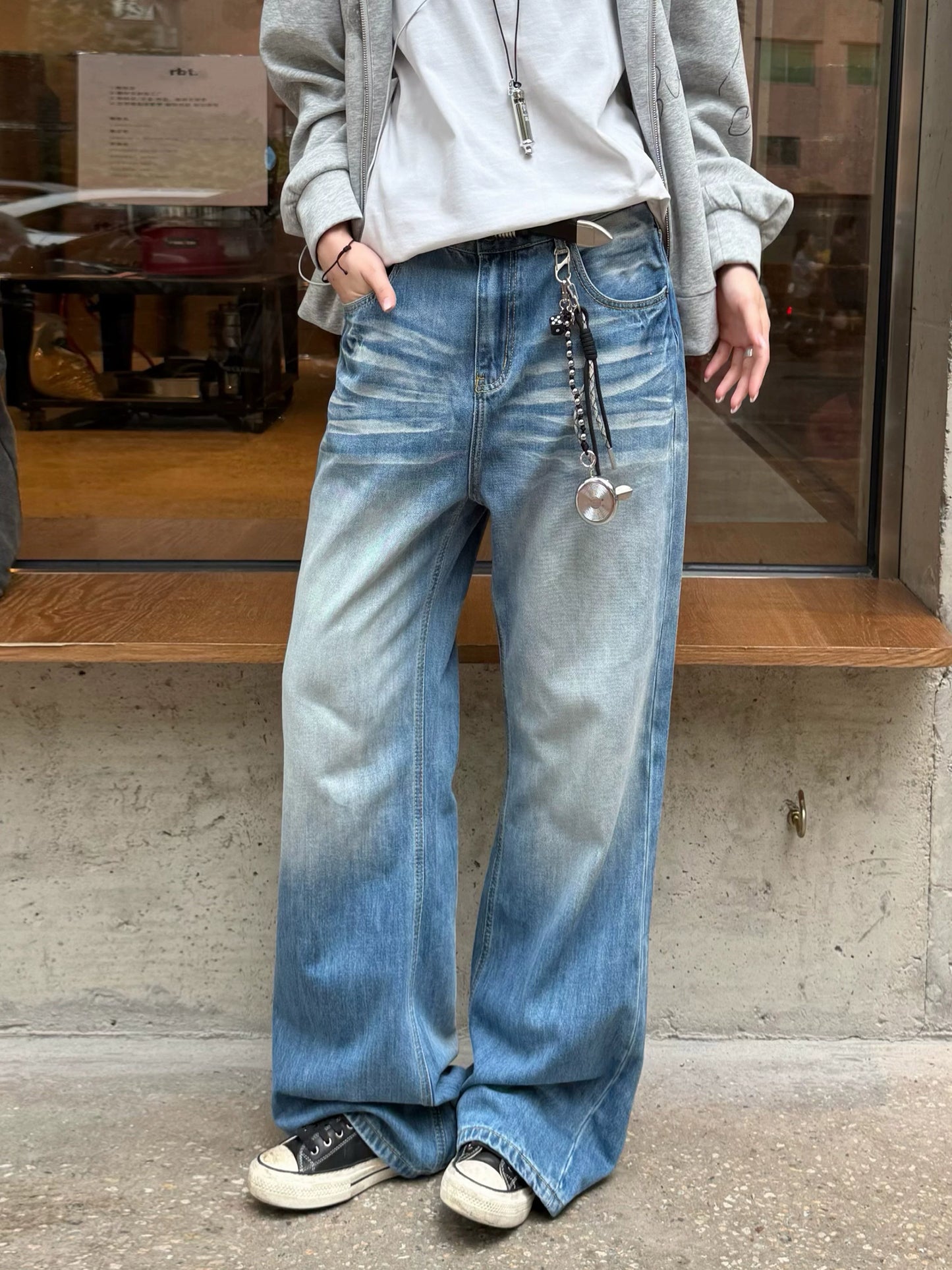 【Oneblue Shop】コントラストフェードワイドデニムパンツ / CONTRAST FADE WIDE DENIM PANTS 260988