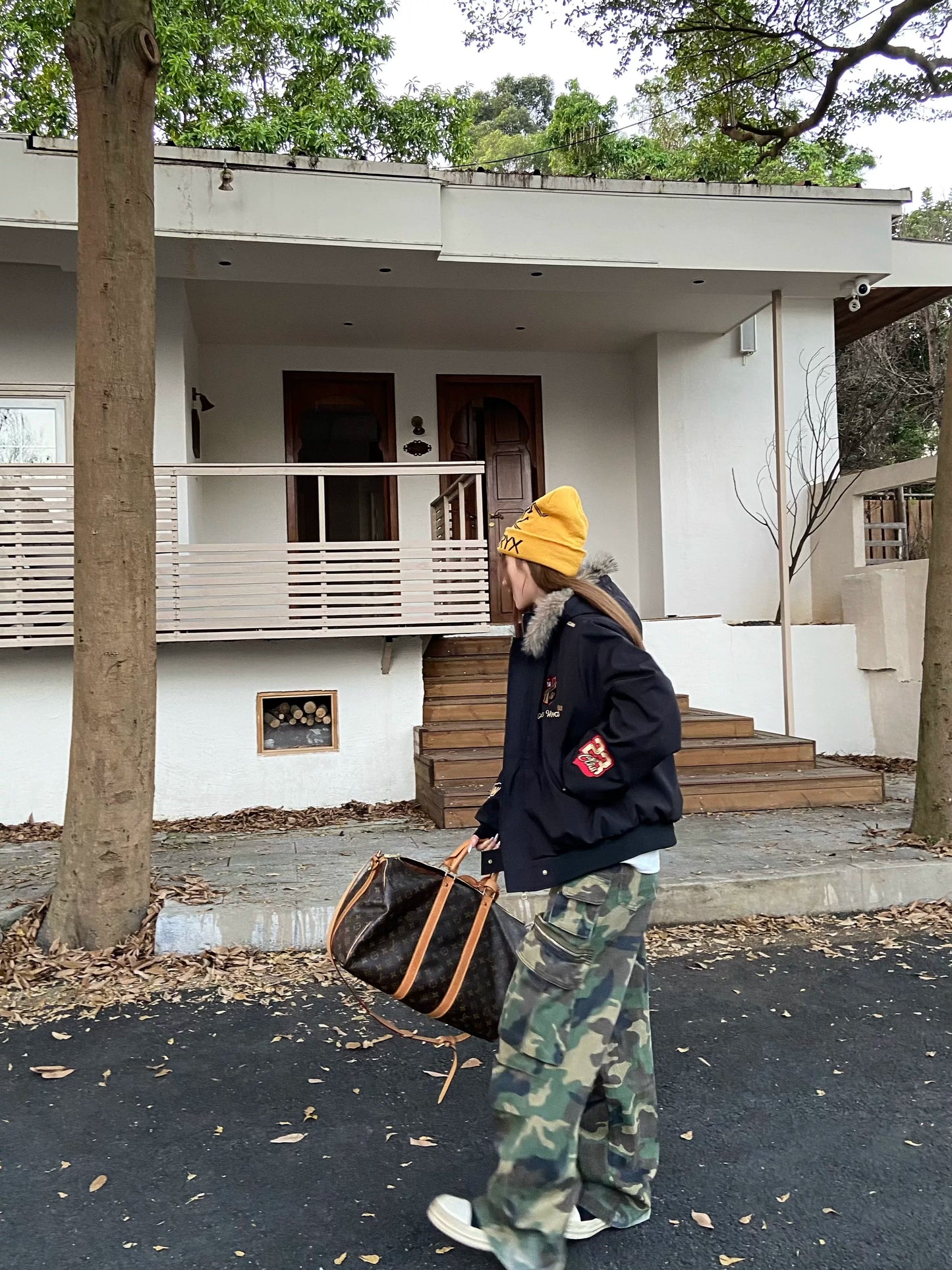 【Oneblue Shop】中綿ジャケット / ユニセックス "Padded Jacket / Unisex" LS260105