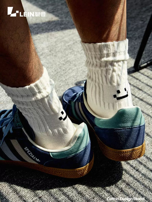 【Oneblue shop】スマイル 刺繍 ソックス（5Colors）240915